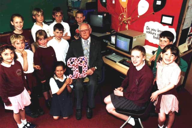 Arnold Howe visits Taxal & Fernilee School, May 1997