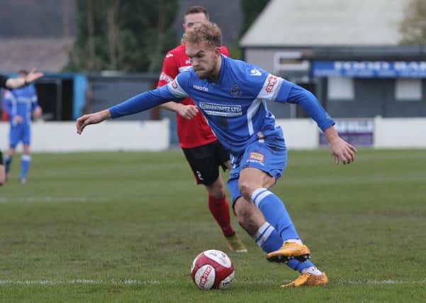 Buxton FC v Kings Lynn Town, Nicky Walker