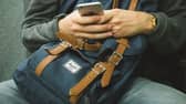 Moblle phone use. Photo by Pixabay
